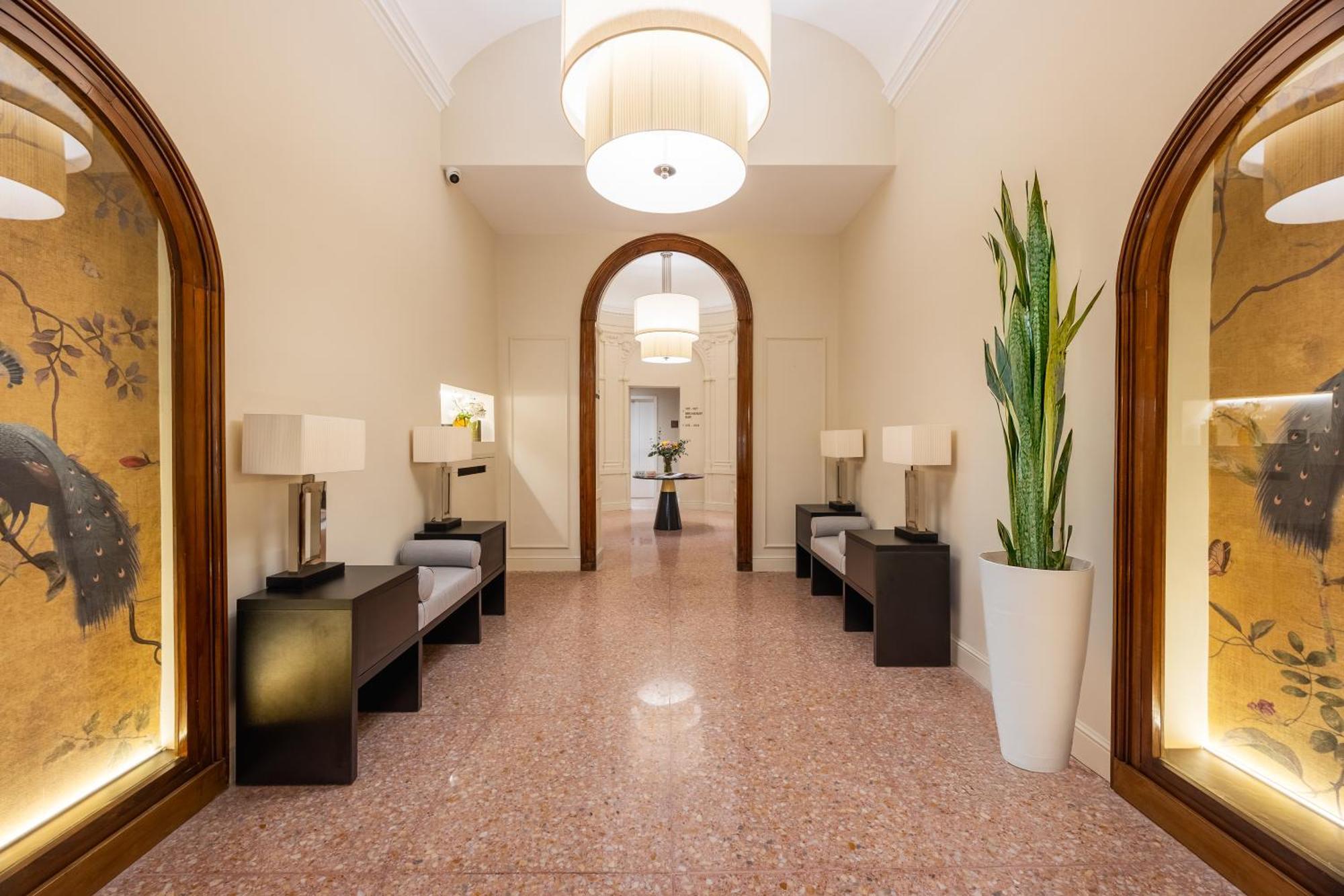 Bh Hotel Рим Экстерьер фото