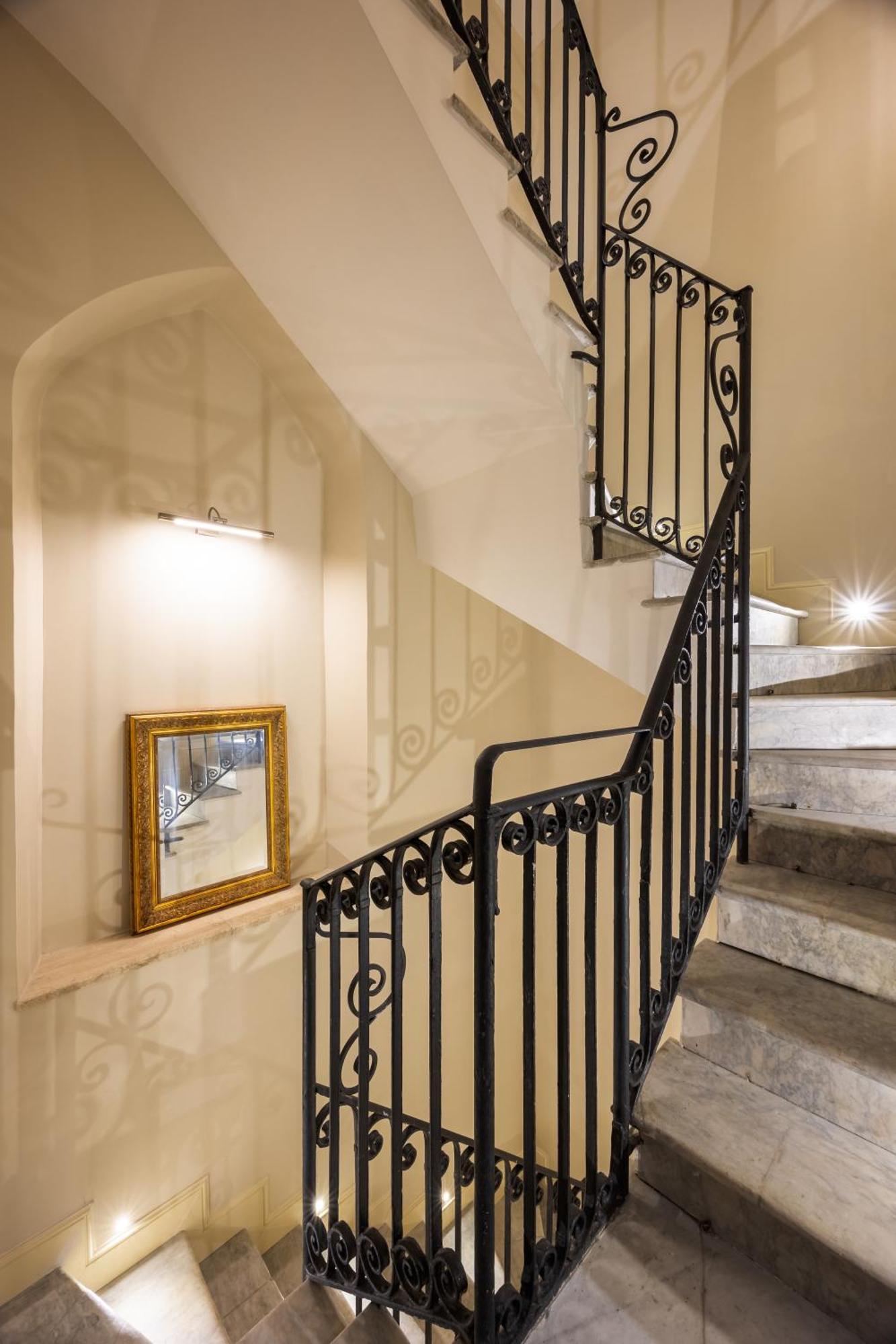 Bh Hotel Рим Экстерьер фото