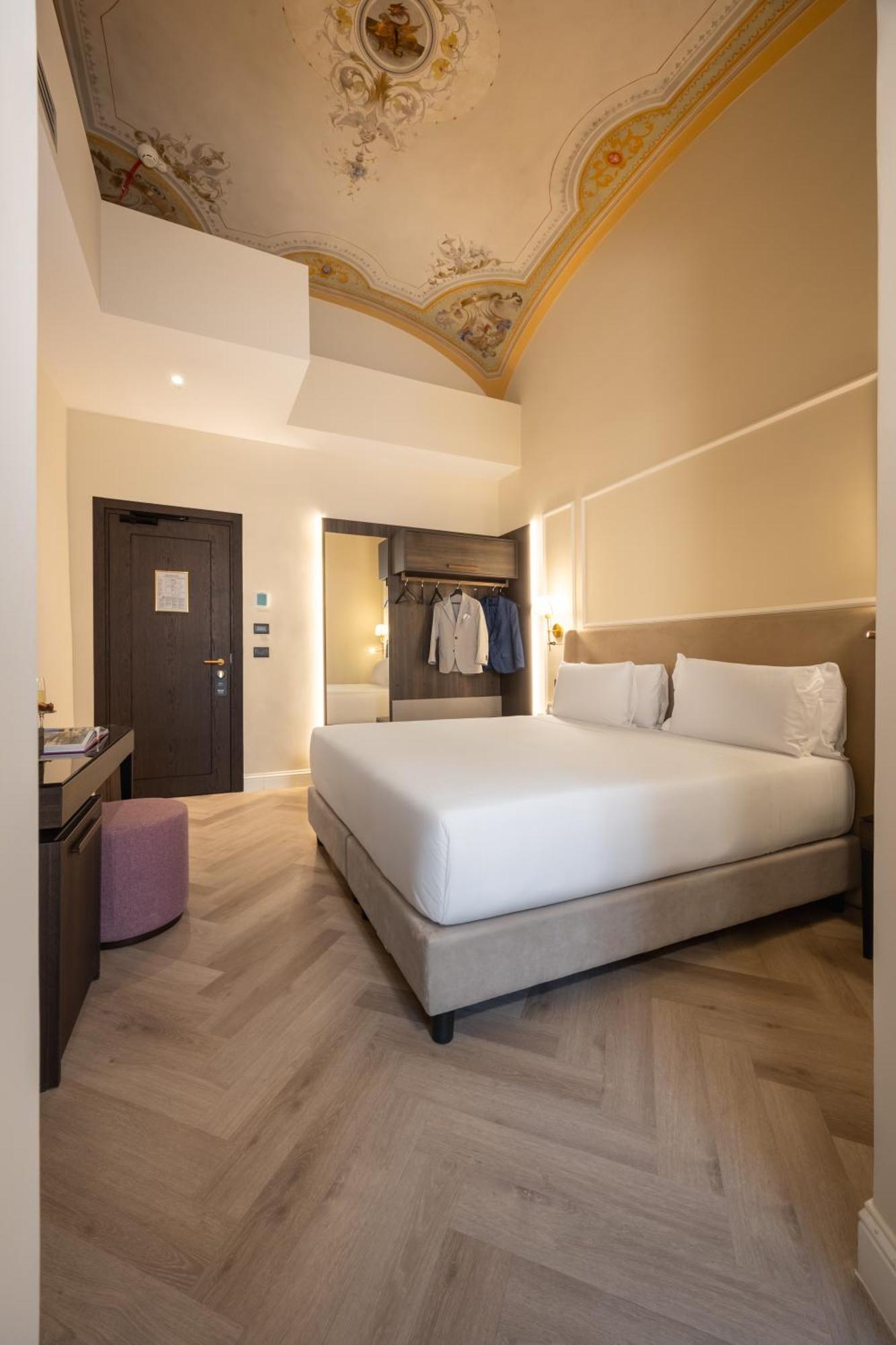 Bh Hotel Рим Экстерьер фото